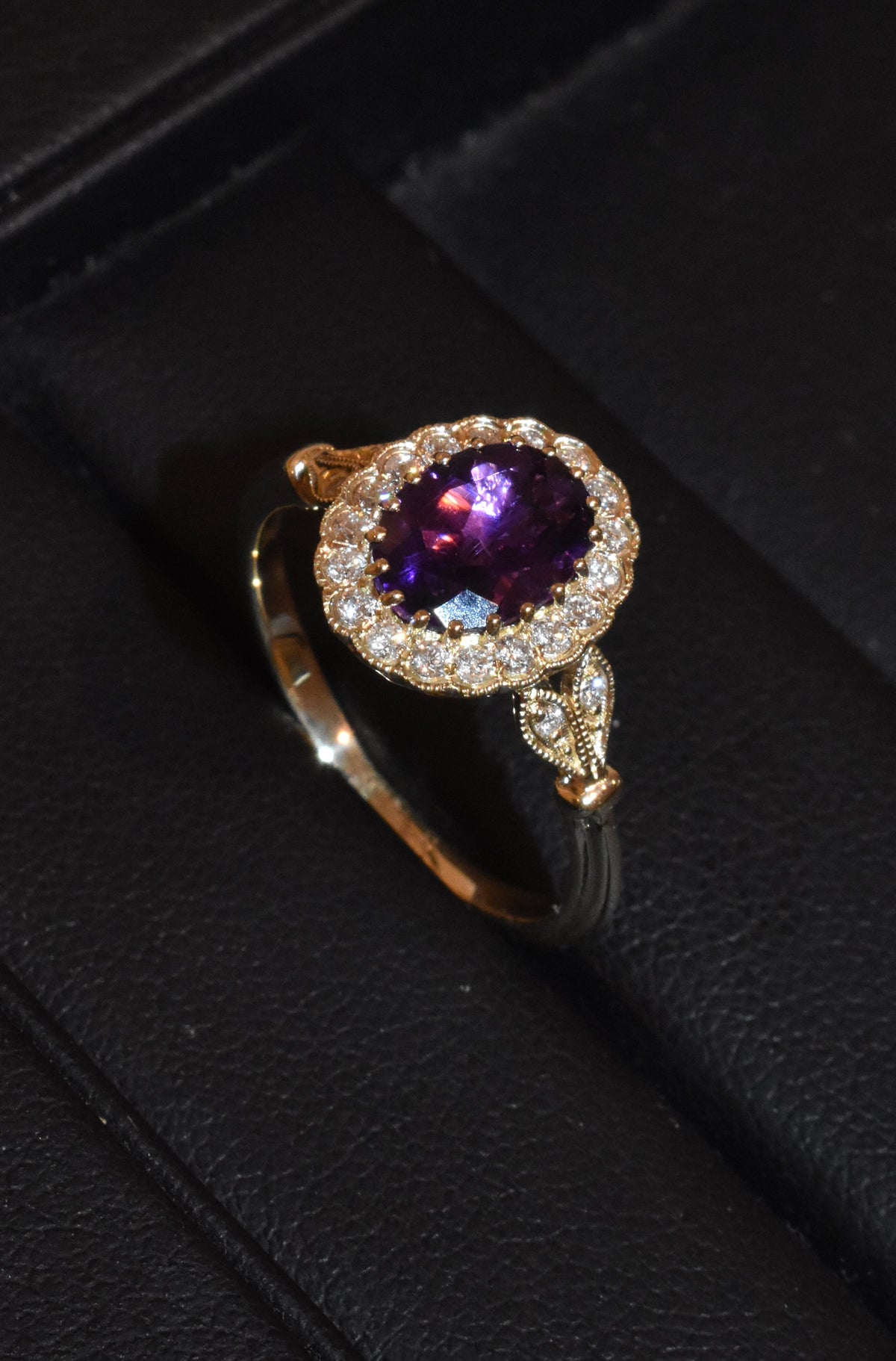 Amethyst gold ring